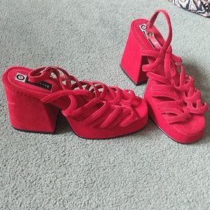 Ellemenno Red Velvet Heels